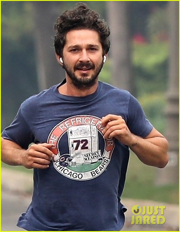 shia labeouf starts off his day with jog 024482848