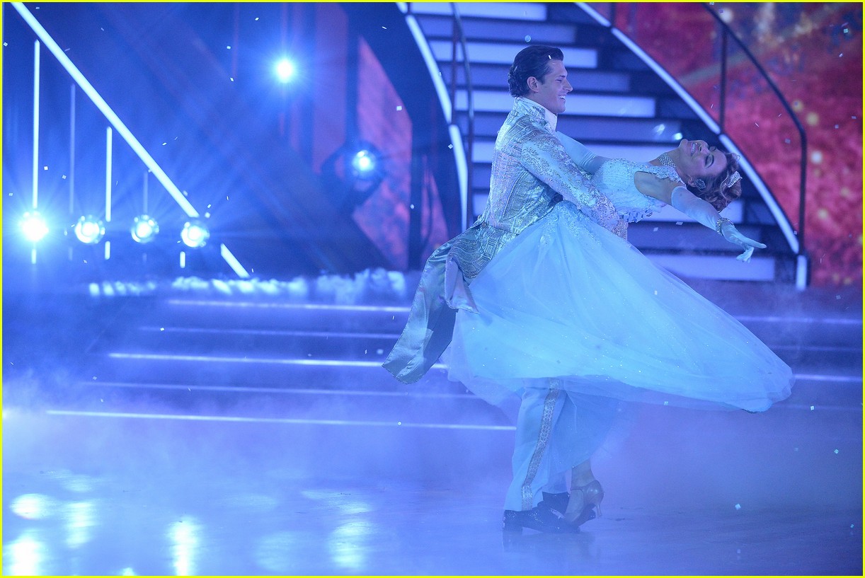 chrishell stause cinderella dancing with the stars 094488709