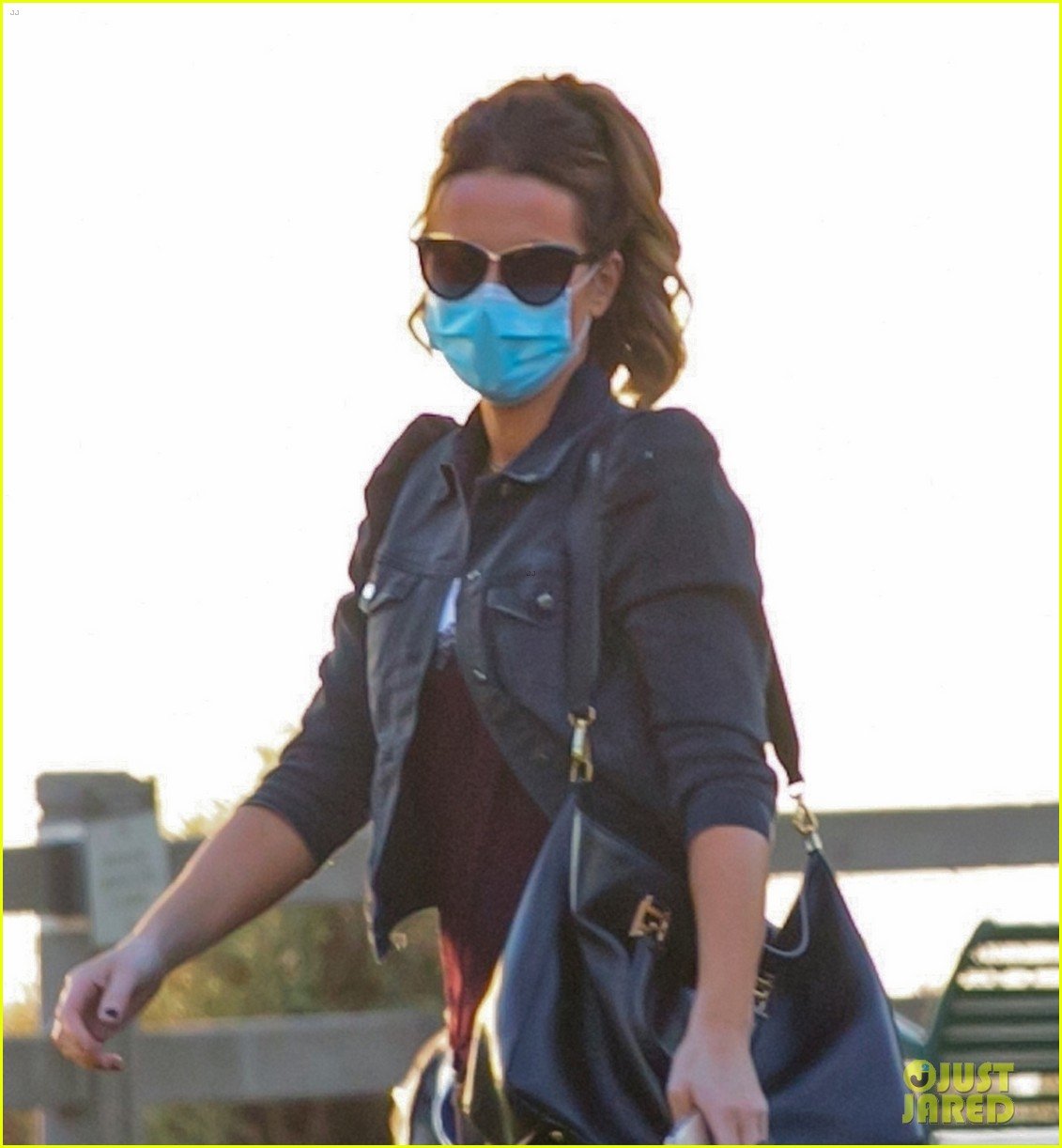 newly single kate beckinsale out with her dog 04