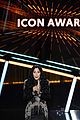 cher presents icon award bbmas 2020 13