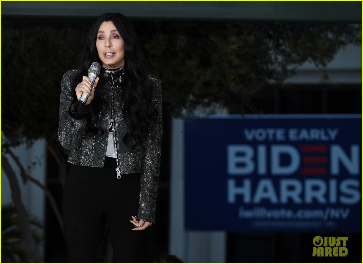 cher performs at early voting events in nevada 08