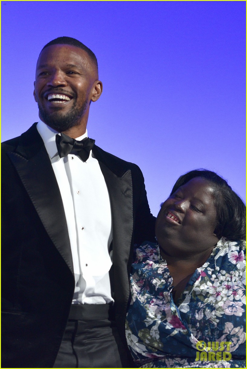 jamie foxx mourns death of younger sister deondra dixon 044495666