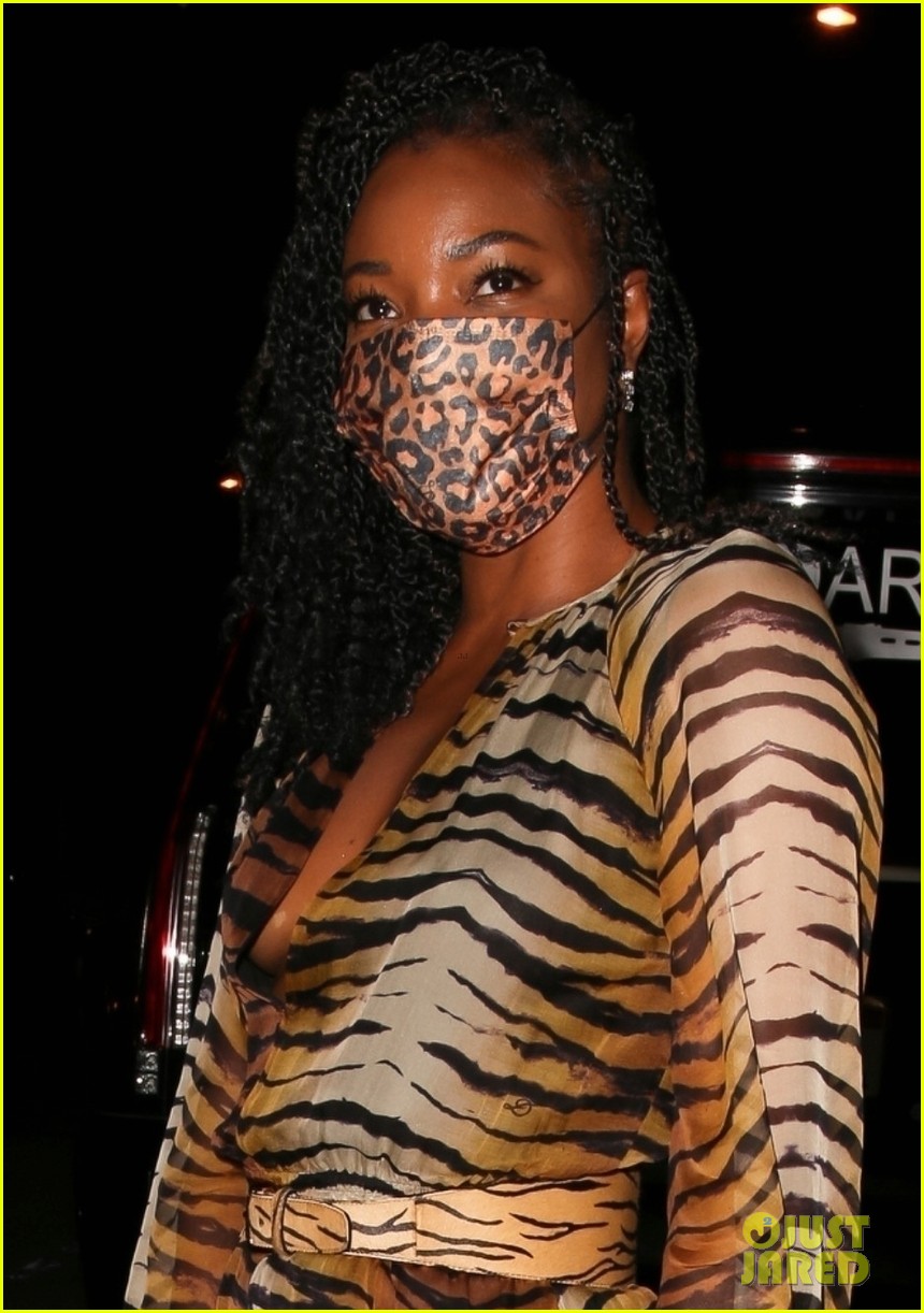 gabrielle union rocks animal print night out with friends 024493778