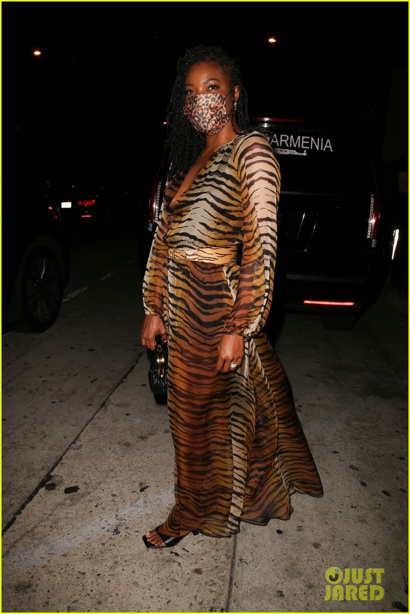 gabrielle union rocks animal print night out with friends 054493781