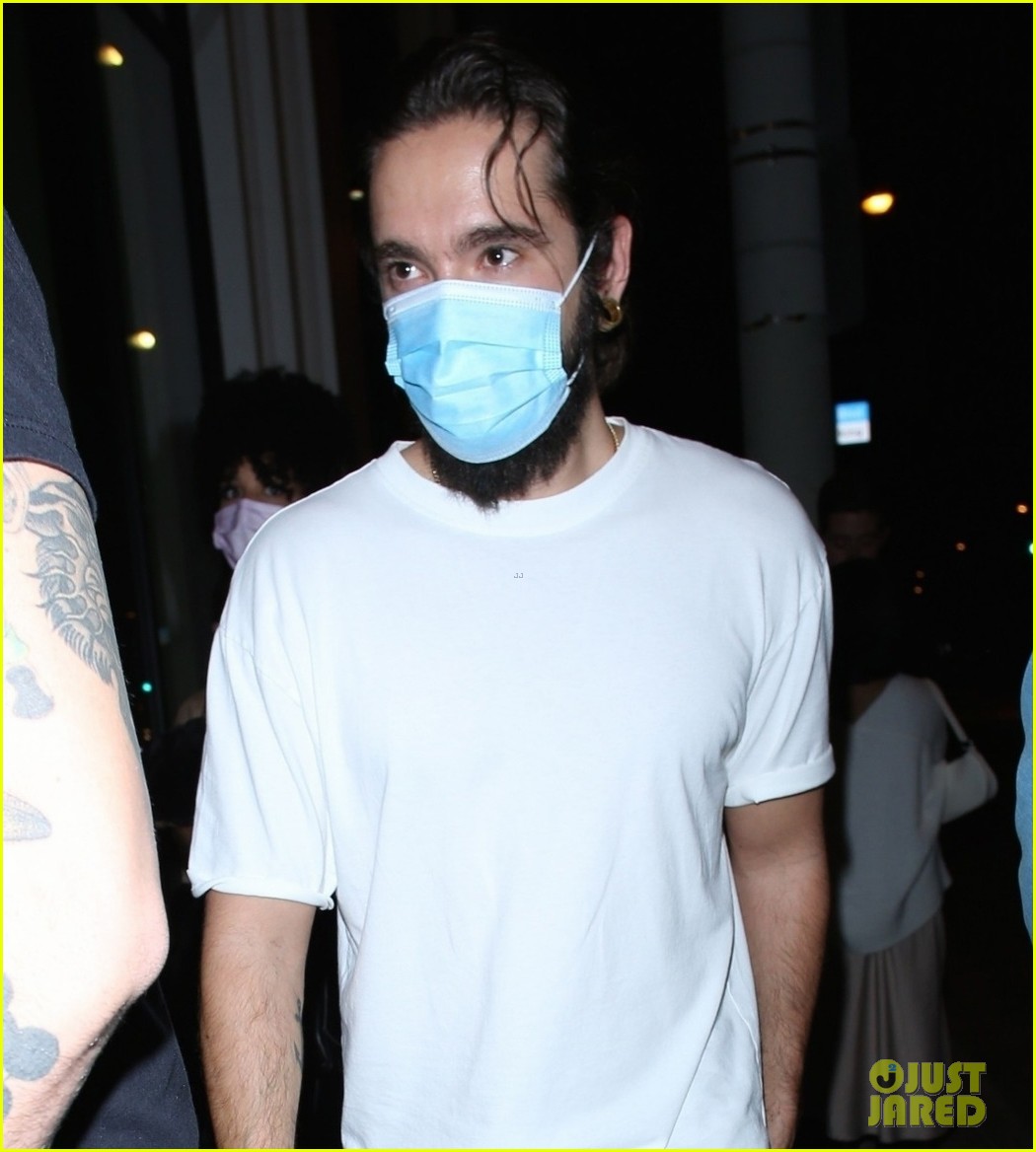 tom kaulitz out at catch 04