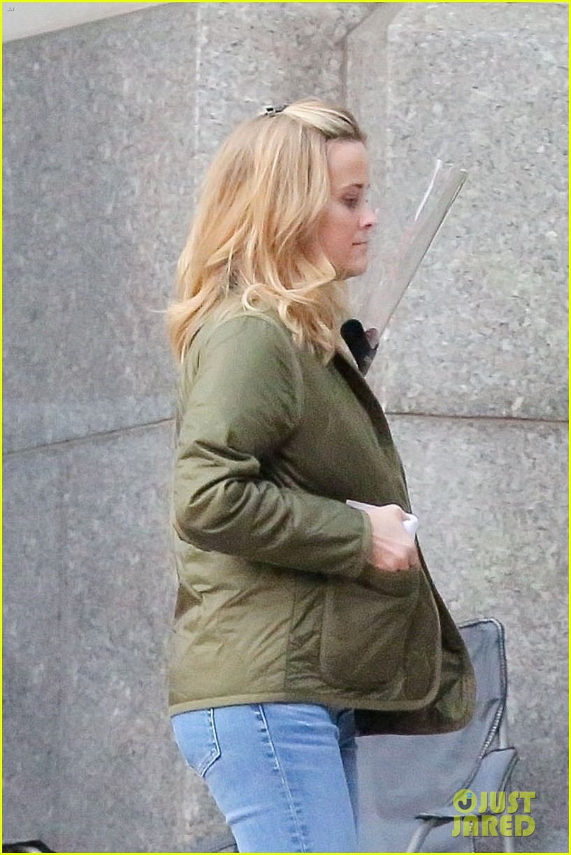 reese witherspoon set october 2020 02