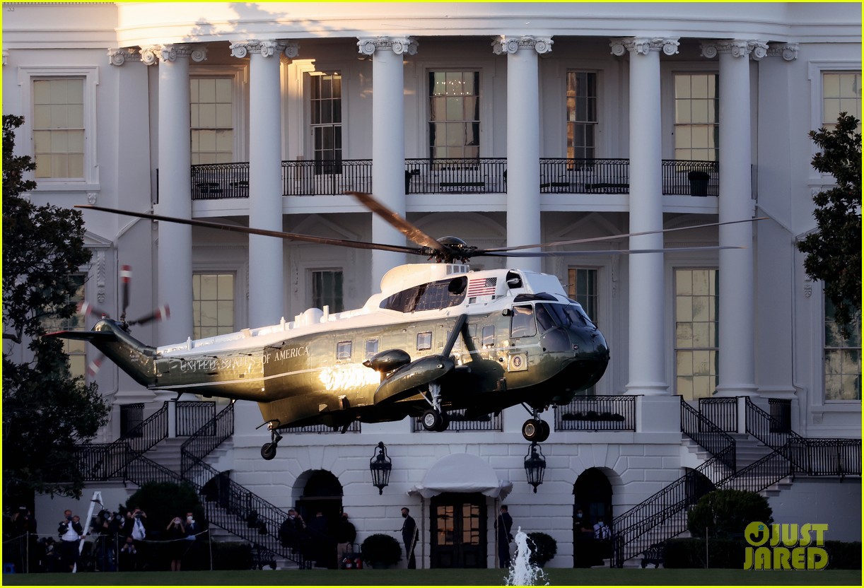 donald trump leaves white house goes to hospital 144489990