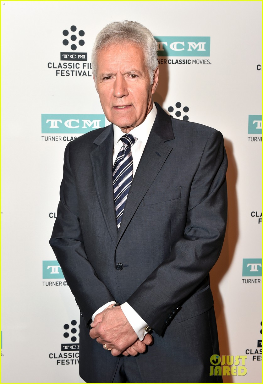 Alex Trebek Dead - Beloved ‘Jeopardy’ Host Dies at 80: Photo 4498726