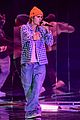 justin bieber opens american music awards lonely and holy 20