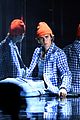 justin bieber opens american music awards lonely and holy 26