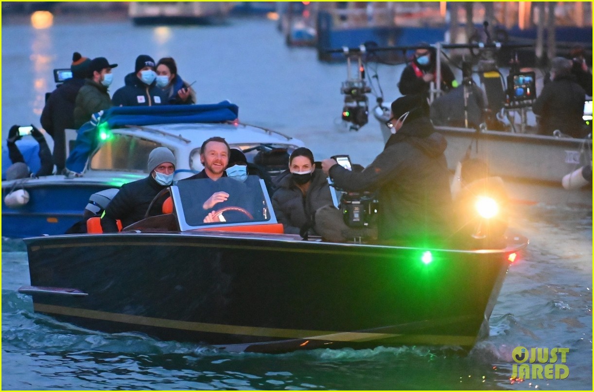 tom cruise mission impossible final scenes boat 824500436