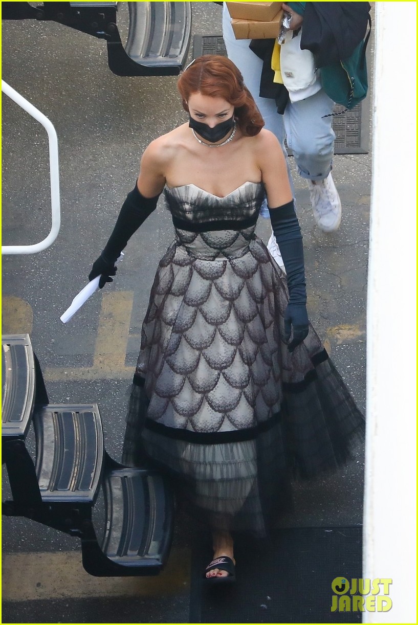 Harry Styles, Olivia Wilde, & More Spotted on 'Don't Worry Darling' Set