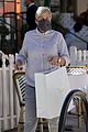 ellen degeneres goes shopping with rob lowes wife 14
