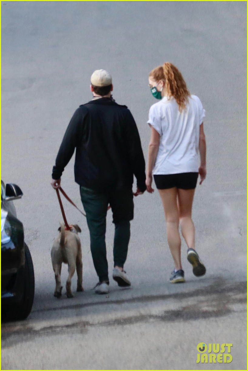 jon hamm anna osceola take his dog for a walk 13