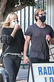 malin akerman jack donnelly lunch makeout pics 02