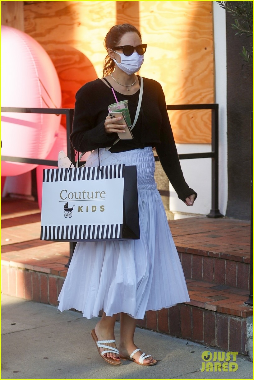 Pregnant Katharine McPhee Cradles Growing Baby Bump While Shopping for