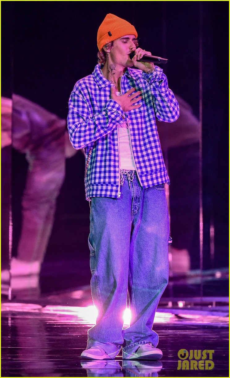 Justin Bieber & Shawn Mendes Perform New Song 'Monster' for First Time