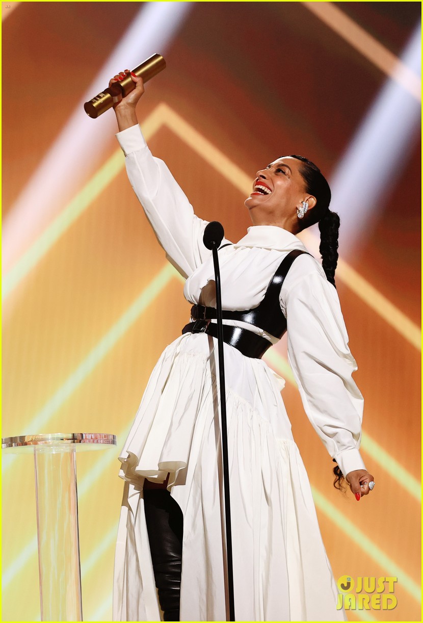 tracee ellis ross peoples choice awards 2020 044501030