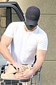 chace crawford grocery shopping 02
