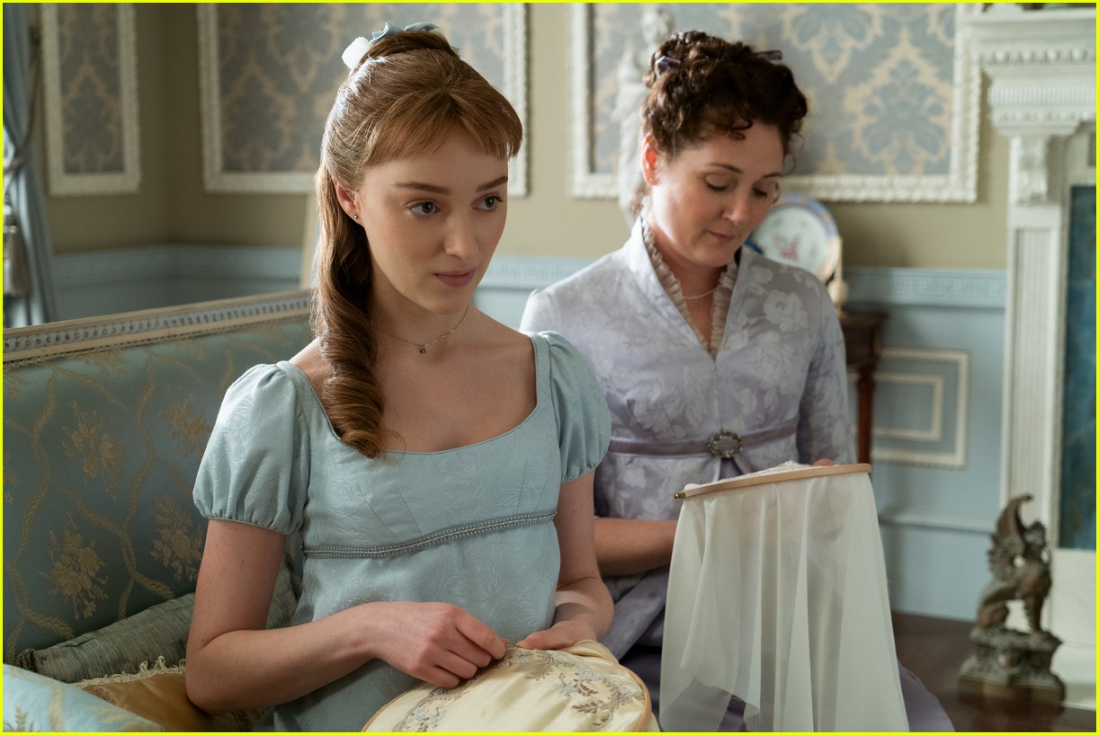 How Old Was Daphne In Bridgerton Season 1