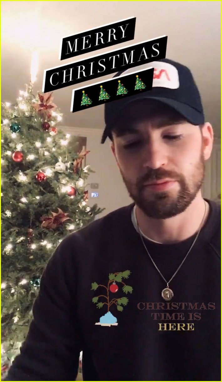 chris evans plays piano in christmas post 02
