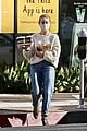 julianne hough gets coffee with mom 01