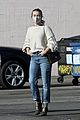 julianne hough gets coffee with mom 02