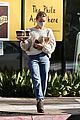 julianne hough gets coffee with mom 17
