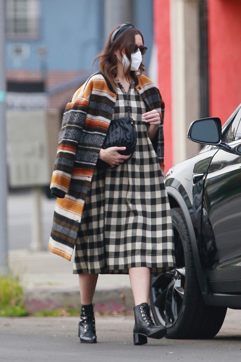 mandy moore plaid dress after nauseous ig story 11