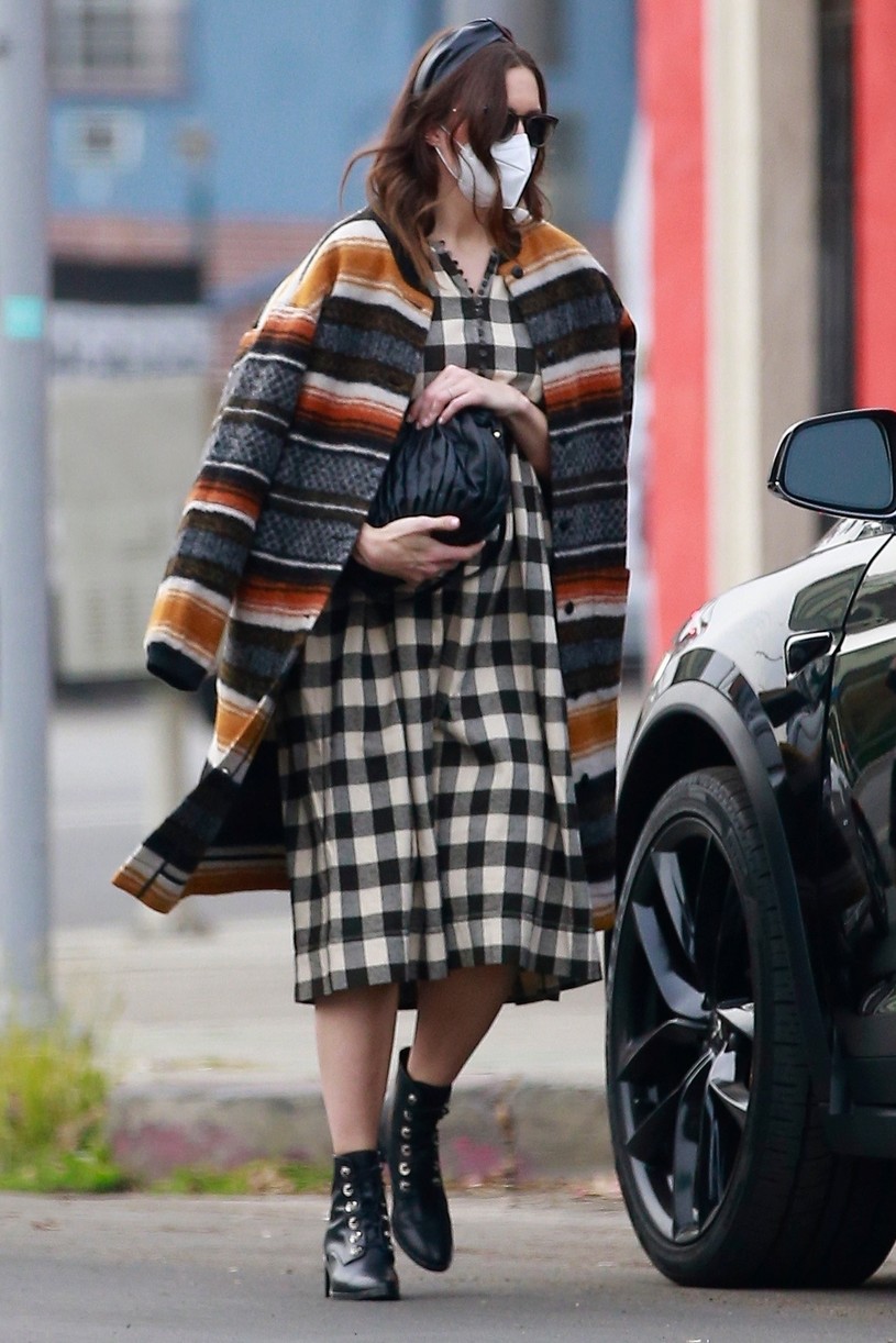 mandy moore plaid dress after nauseous ig story 134511282