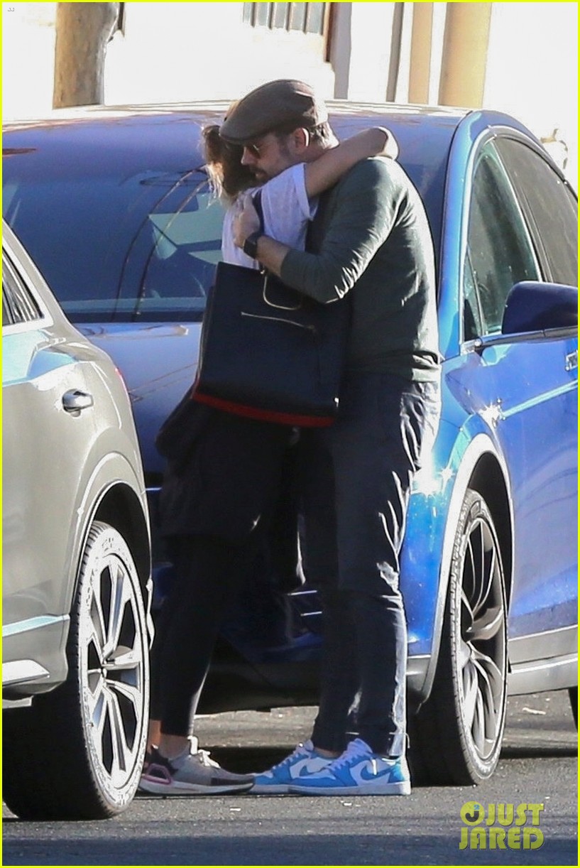 olivia wilde jason sudeikis long embrace after spending the day together 334510911