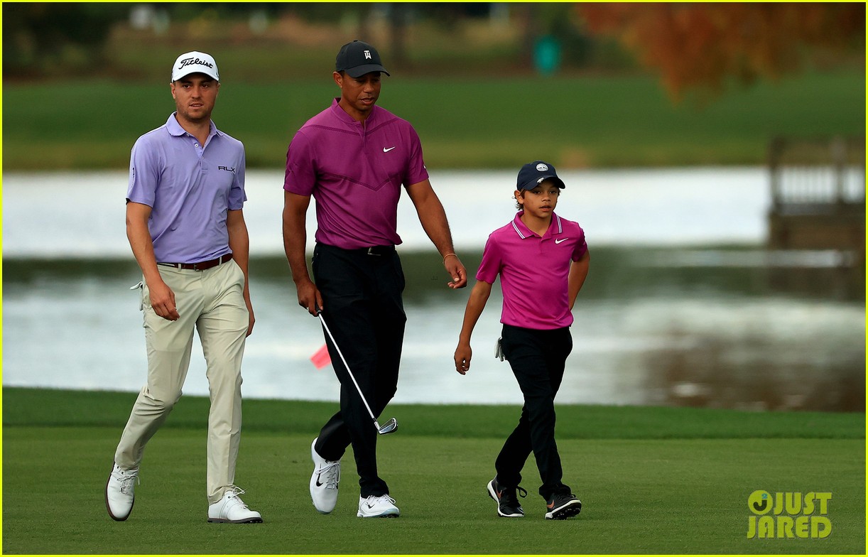tiger woods proud dad competing son charlie pnc championship 174510120