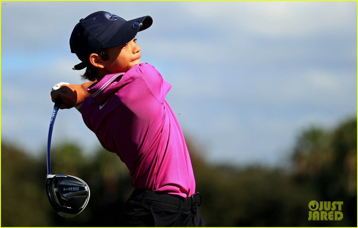 tiger woods proud dad competing son charlie pnc championship 324510135