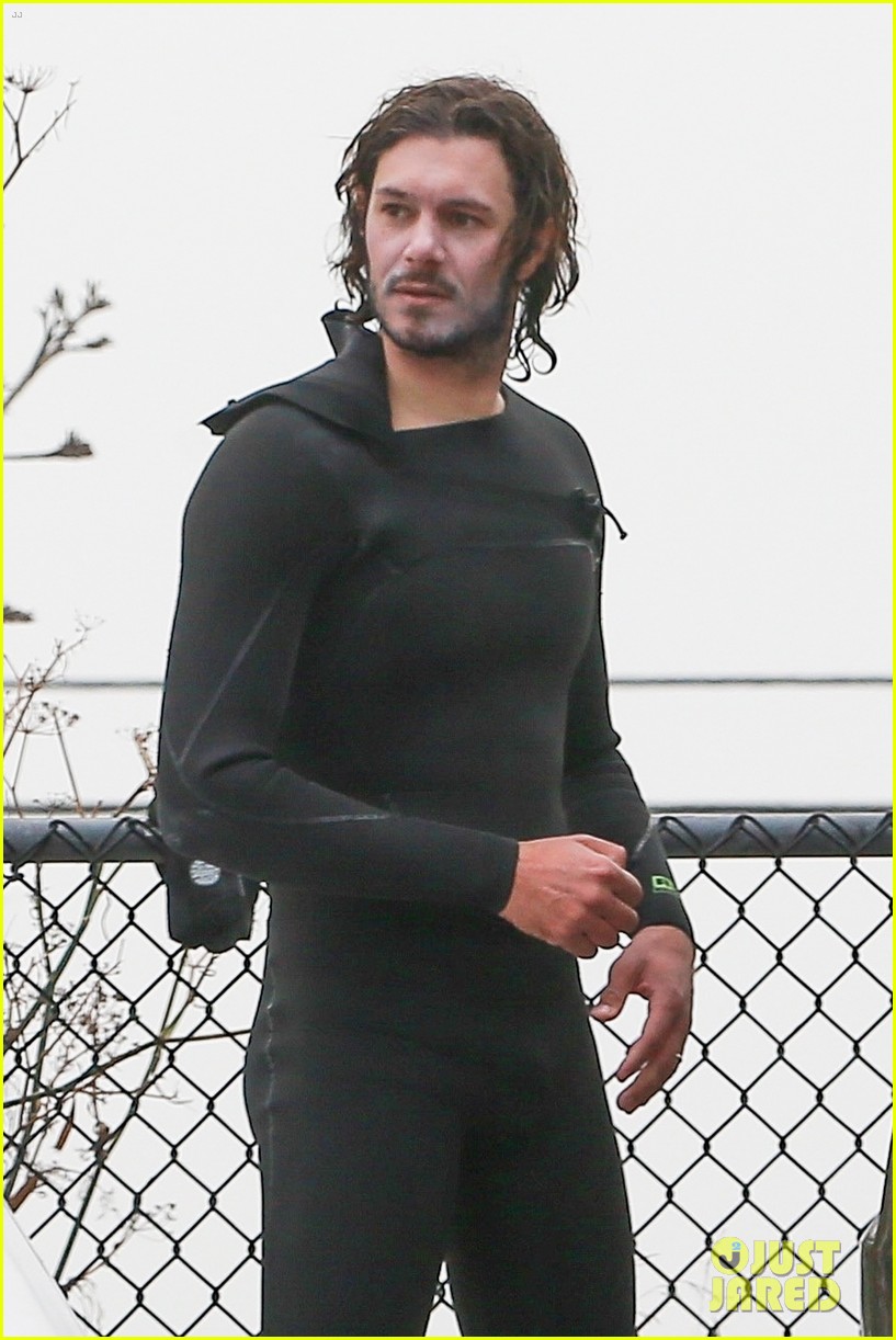 adam brody strips out of wetsuit surfing leighton meester 274520868
