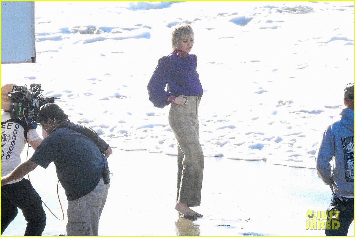 miley cyrus filming new music video at beach 24