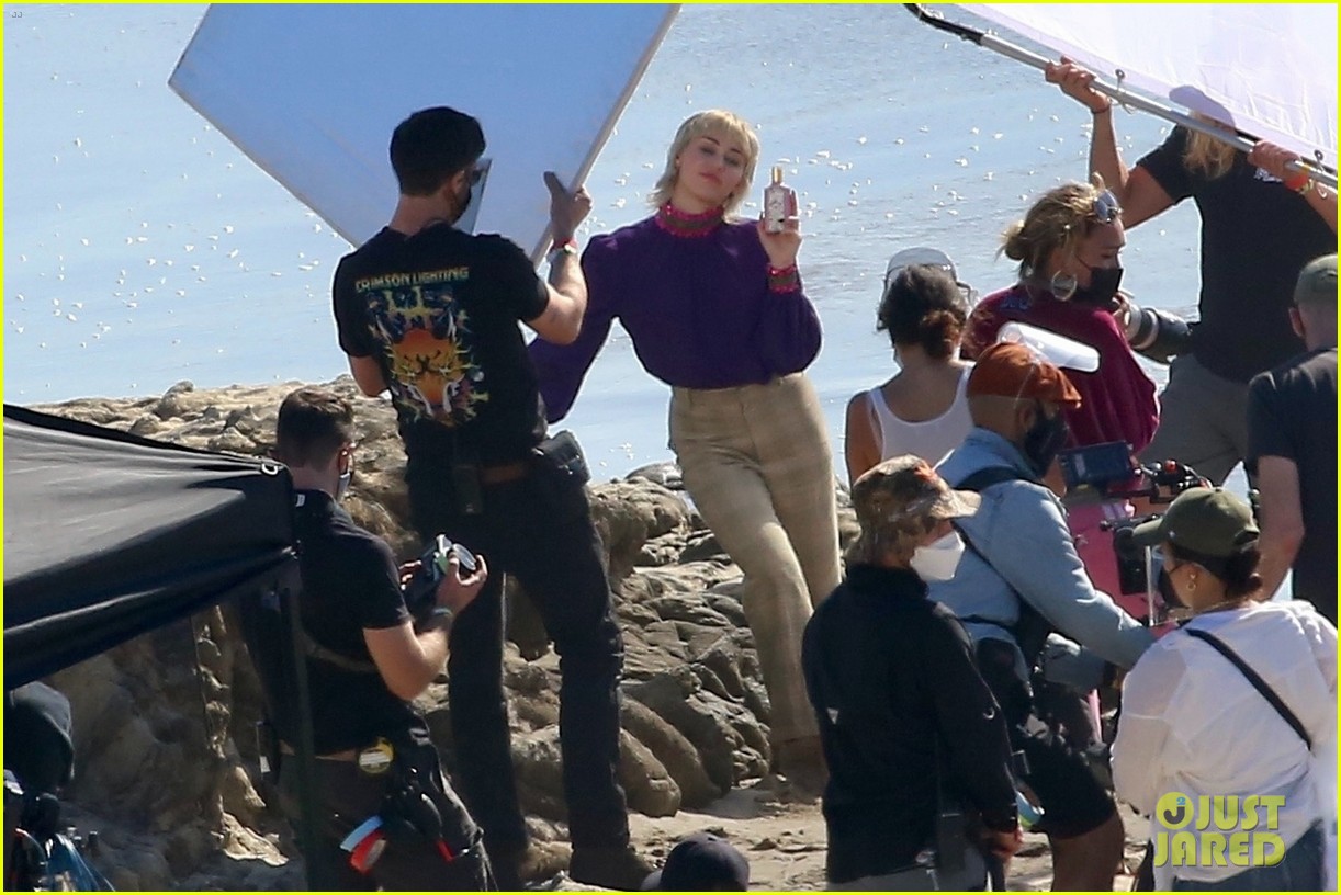 miley cyrus filming new music video at beach 47