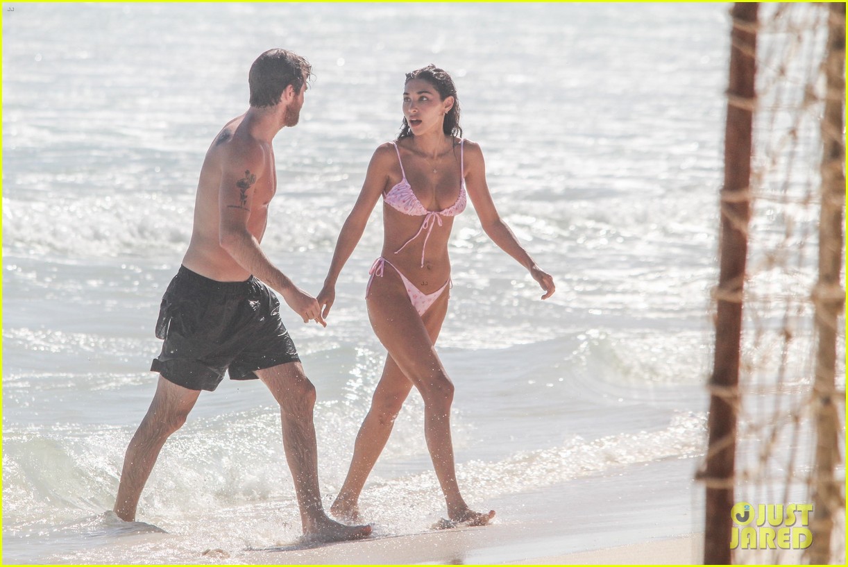 drew taggart chantel jeffries show off hot bods in mexico 034513693