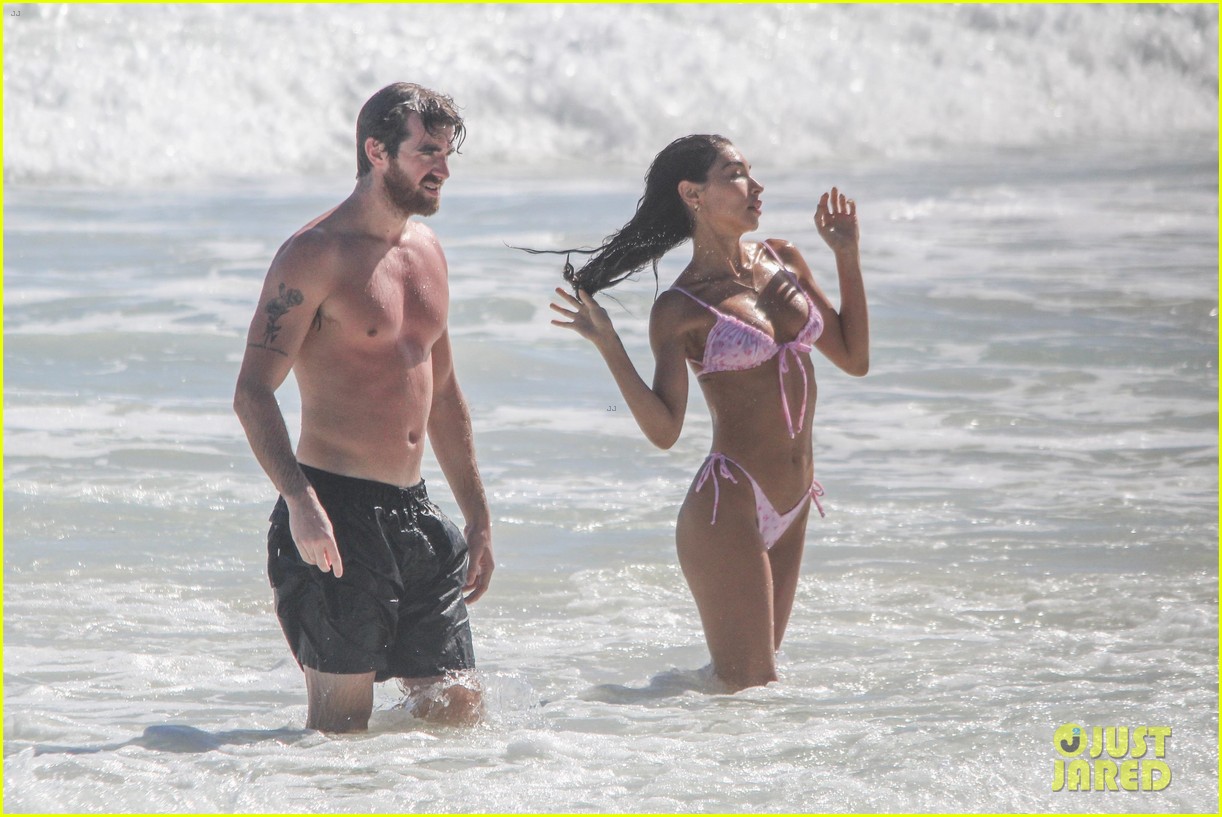 drew taggart chantel jeffries show off hot bods in mexico 044513694