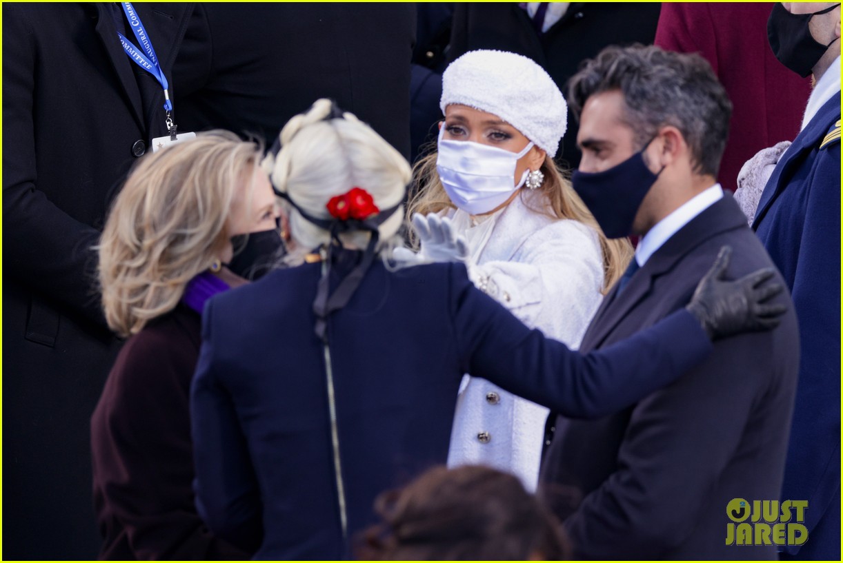 lady gaga kisses michael polansky in new inauguration photo 034520057