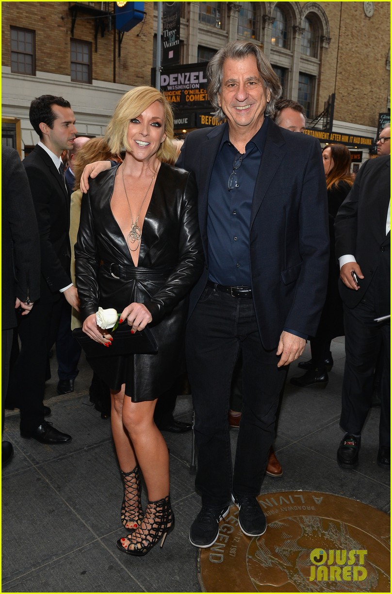 Jane Krakowski's Actual Boyfriend Revealed After MyPillow CEO Rumors