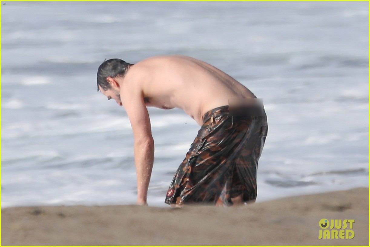 keanu reeves shirtless beach malibu january 2021 324514898
