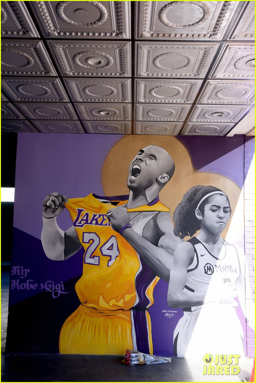 kobe gianna bryant tributes from celebs one year 074520149