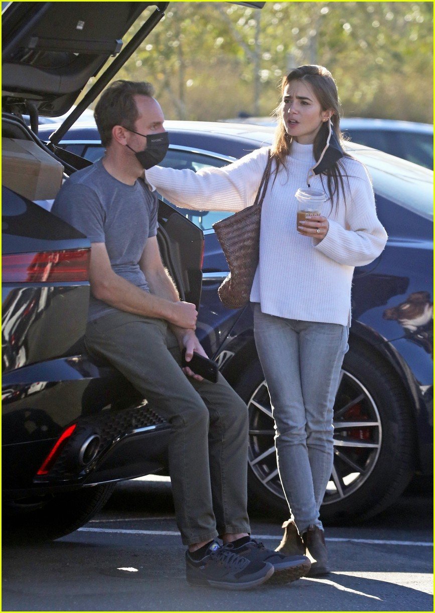 lilly collins recycling 174516615
