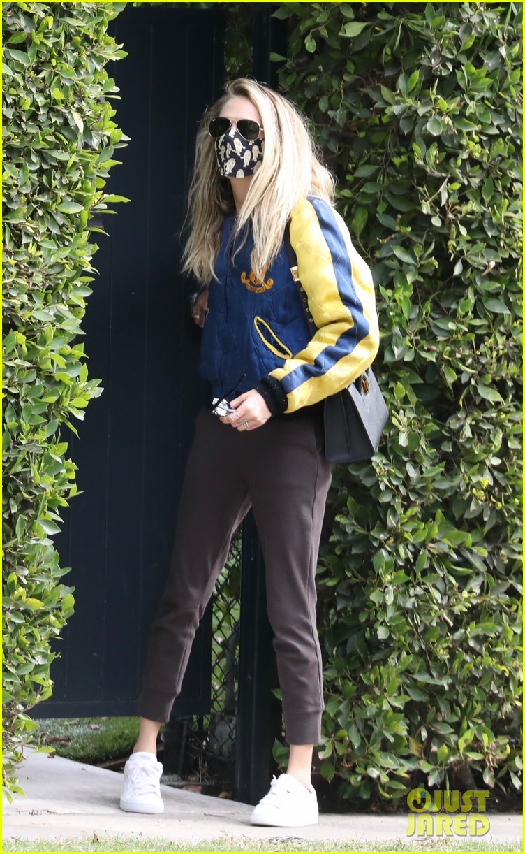 cara delevingne kaia gerber another pilates session 134524952