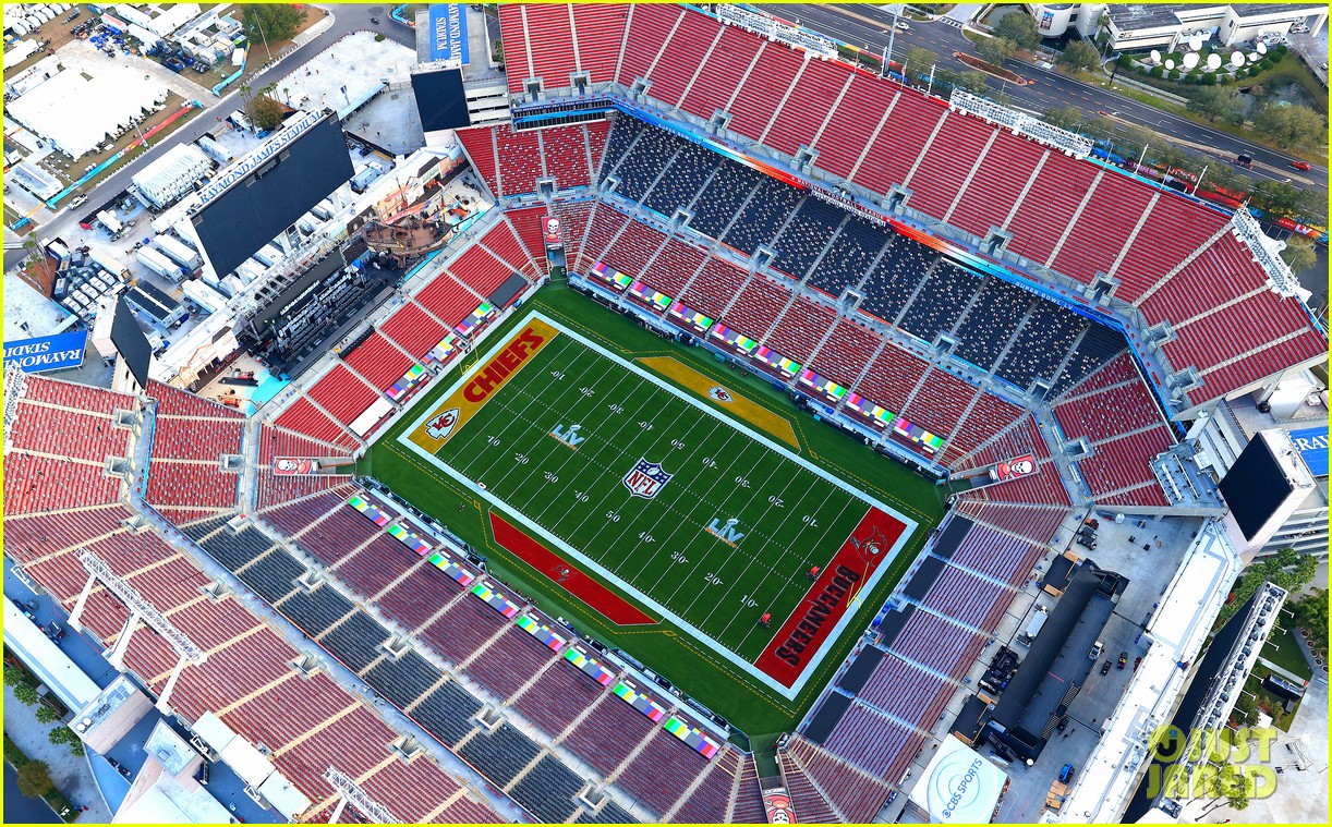 What Time Is The Super Bowl 2021 Kickoff Details Revealed Photo what-time-is-the-super-bowl-2021-kickoff-details-revealed-photo