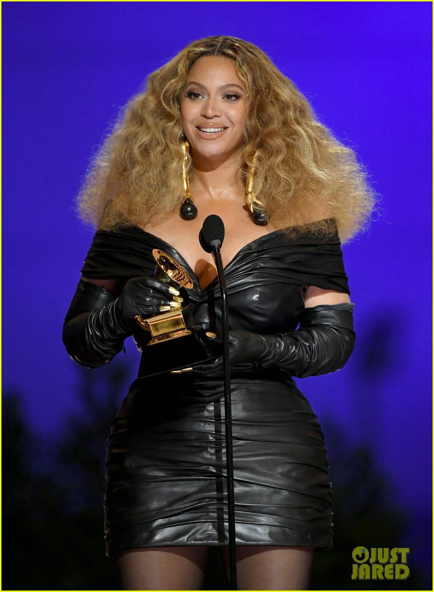 beyonce appearance at grammys 2021 01