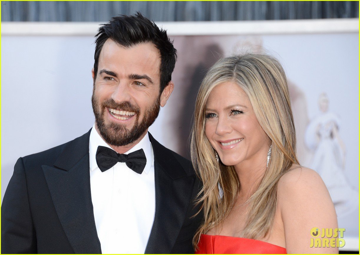 justin theroux working with jennifer aniston again 044536562