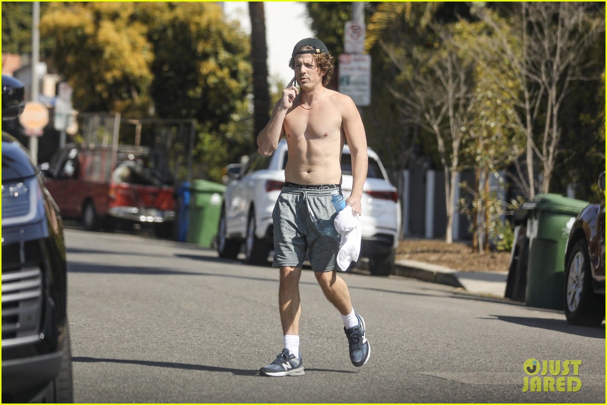 Charlie Puth Puts His Buff Body on Display After His Workout: Photo ...