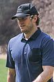 chris pratt spends the day at the golf course 04