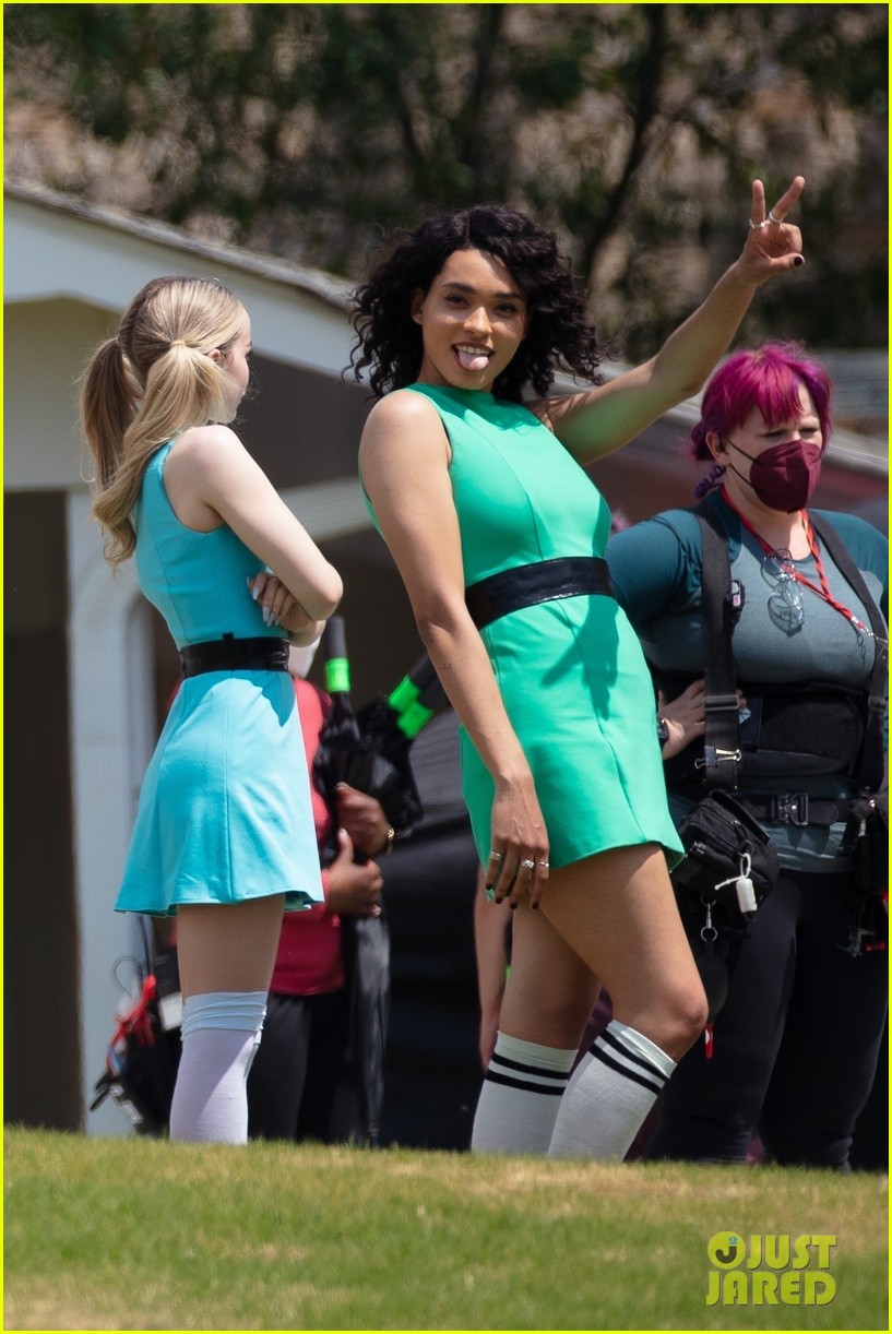 dove cameron chloe bennett yana perault get into character on first day of powerpuff 584539436